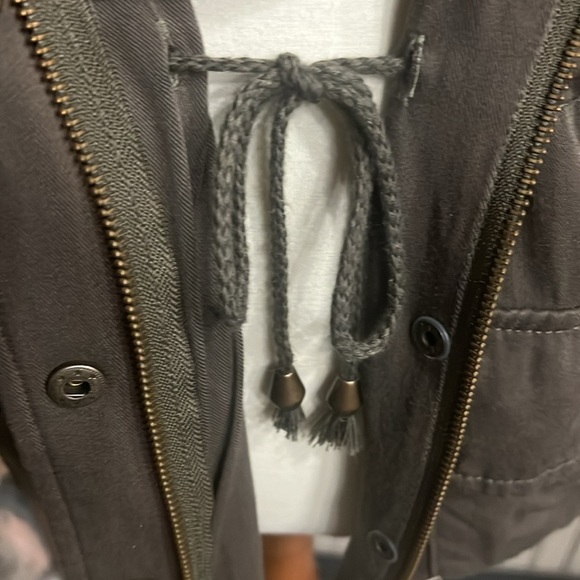 Hinge Jacket - Picture 9 of 11